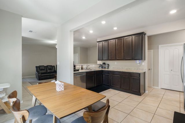 1620 Gulfstream Drive SE, Albuquerque, NM 87123