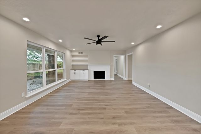 3115 Ponder Drive, Dallas, TX 75229