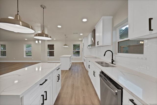 3115 Ponder Drive, Dallas, TX 75229