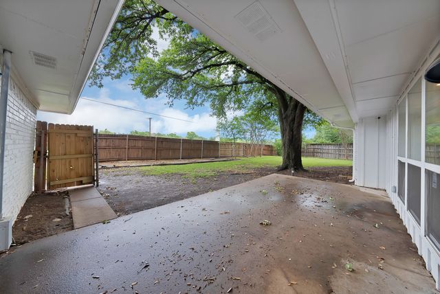 3115 Ponder Drive, Dallas, TX 75229