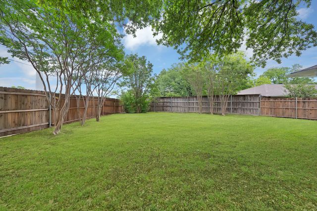 3115 Ponder Drive, Dallas, TX 75229