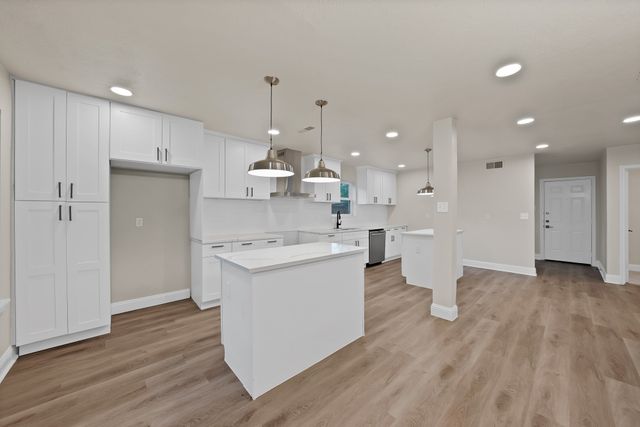 3115 Ponder Drive, Dallas, TX 75229