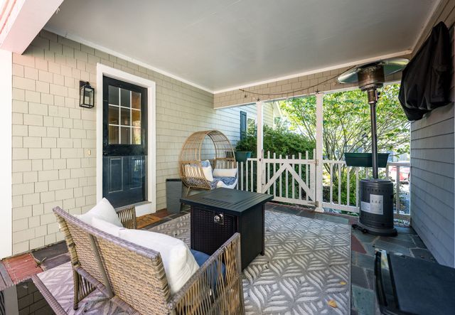 29 Evergreen St, Fairhaven, MA 02719