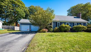 29 Evergreen St, Fairhaven, MA 02719