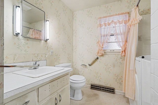 2340 Vean Street, Saginaw, MI 48603