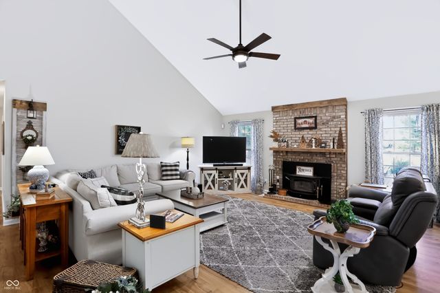 3290 W Sunset Drive S, Greenfield, IN 46140