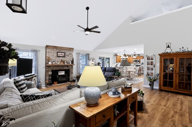 3290 W Sunset Drive S, Greenfield, IN 46140