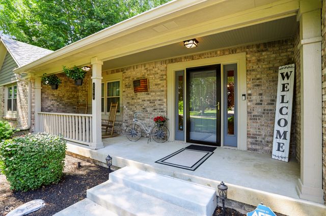 3290 W Sunset Drive S, Greenfield, IN 46140