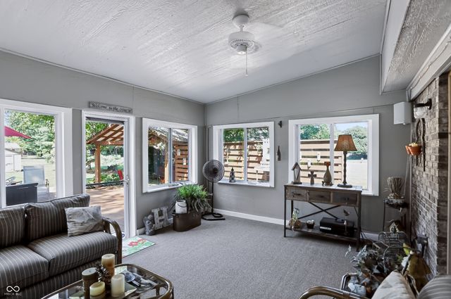 3290 W Sunset Drive S, Greenfield, IN 46140