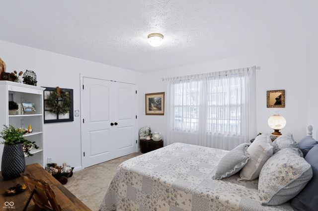 3290 W Sunset Drive S, Greenfield, IN 46140