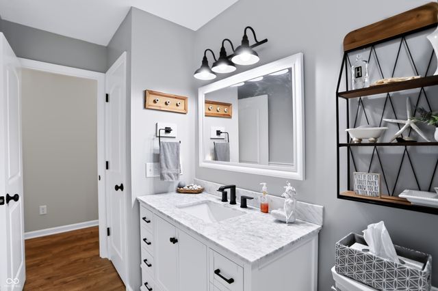 3290 W Sunset Drive S, Greenfield, IN 46140