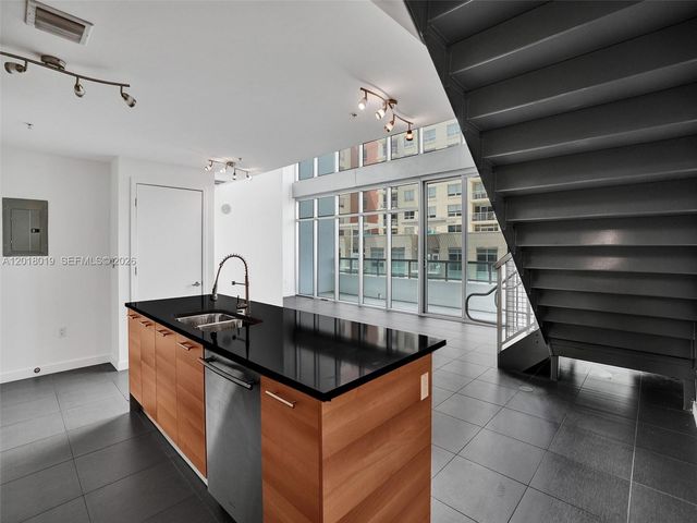 3301 NE 1st Ave M0503, Miami, FL 33137
