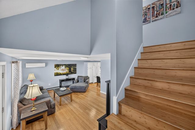 7 Sandy Hill Lane Unit A, Provincetown, MA 02657