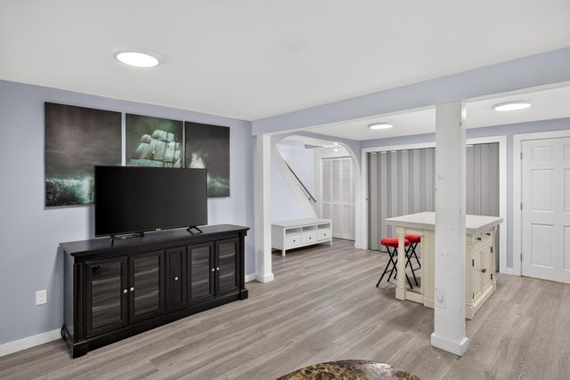 7 Sandy Hill Lane Unit A, Provincetown, MA 02657