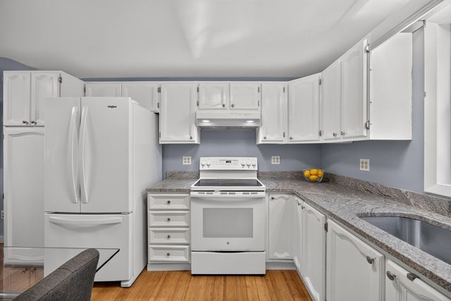 7 Sandy Hill Lane Unit A, Provincetown, MA 02657