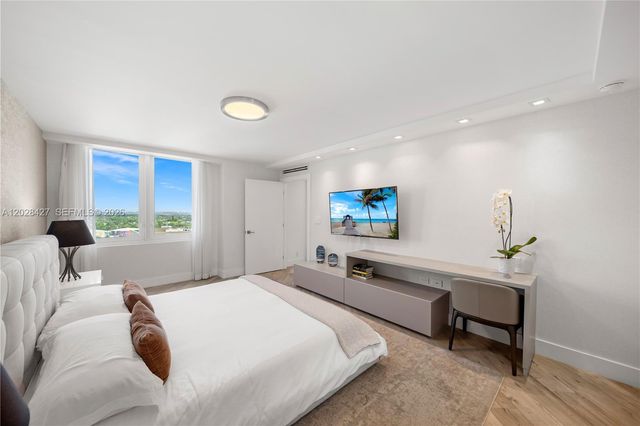 2301 Collins Avenue 1432, Miami Beach, FL 33139