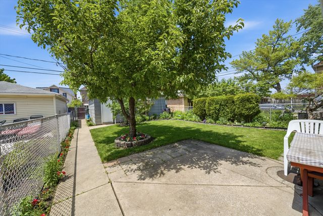 4904 S Karlov Avenue, Chicago, IL 60632