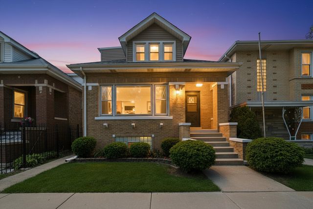 4904 S Karlov Avenue, Chicago, IL 60632