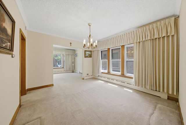 4904 S Karlov Avenue, Chicago, IL 60632