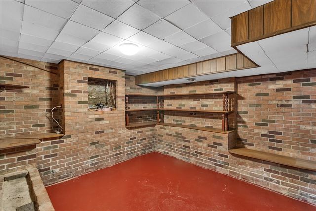 54 First St, North Irwin, PA 15642