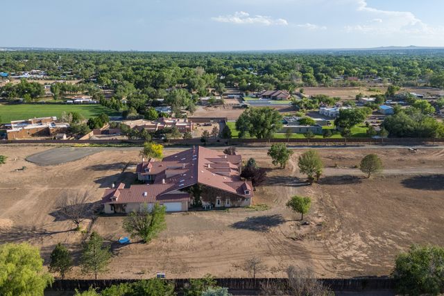 420 Pueblito Road, Corrales, NM 87048