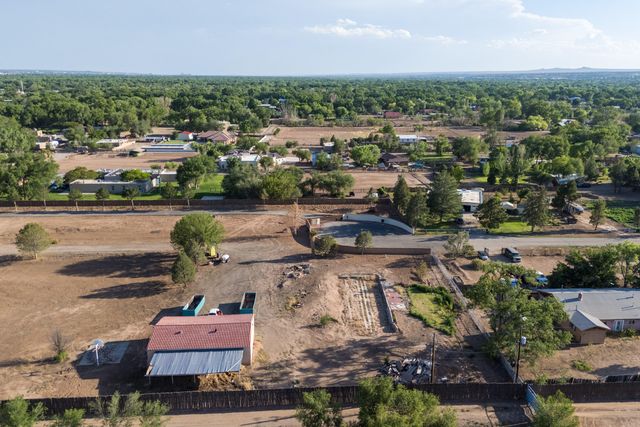 420 Pueblito Road, Corrales, NM 87048