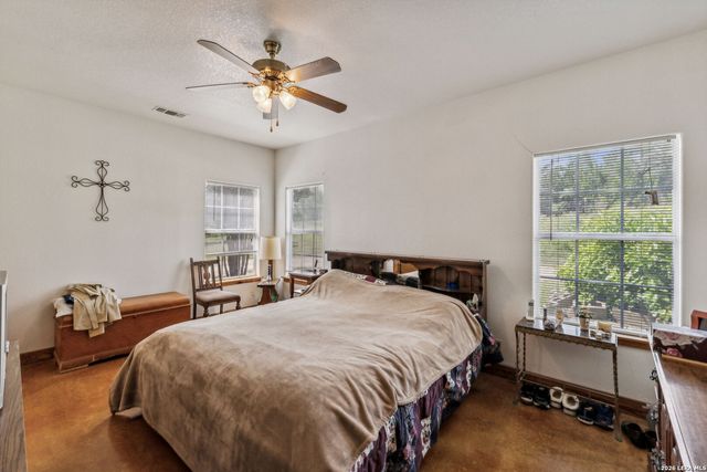 718 county road 466, Castroville, TX 78009