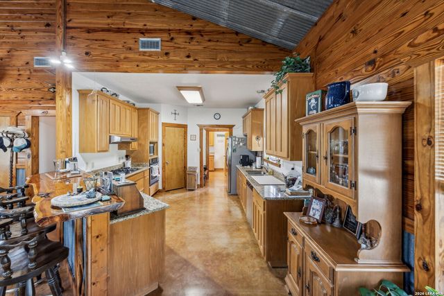 718 county road 466, Castroville, TX 78009