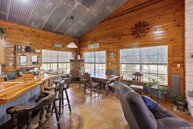 718 county road 466, Castroville, TX 78009