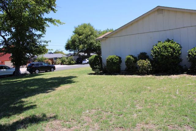 1525 Franklin Ave, Tracy, CA 95376