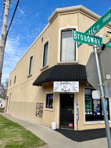 2001 N Broadway Avenue, Springfield, MO 65803