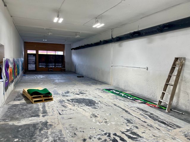 2001 N Broadway Avenue, Springfield, MO 65803