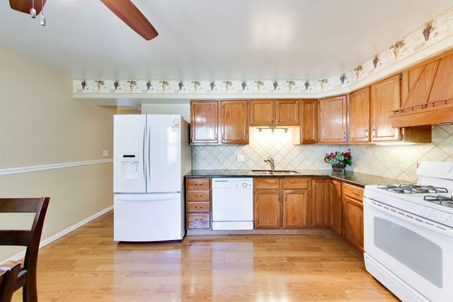 7420 Gladiola Avenue, Hanover Park, IL 60133