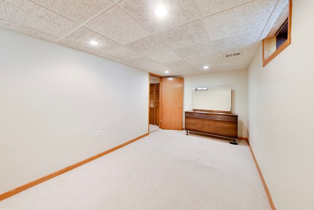 7420 Gladiola Avenue, Hanover Park, IL 60133