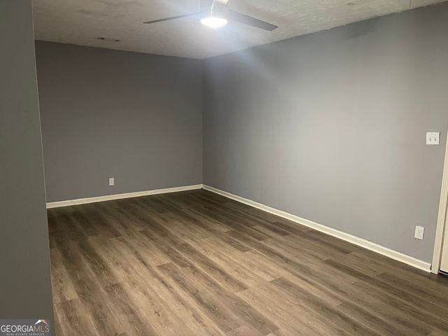 1233 Woodland Court SE, Conyers, GA 30013