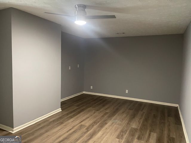 1233 Woodland Court SE, Conyers, GA 30013