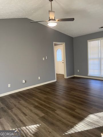 1233 Woodland Court SE, Conyers, GA 30013