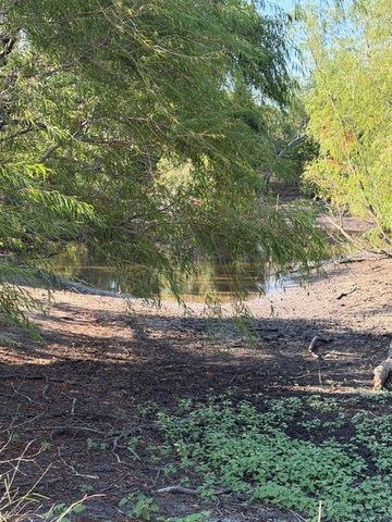 7720 County Road 1135, Leonard, TX 75452