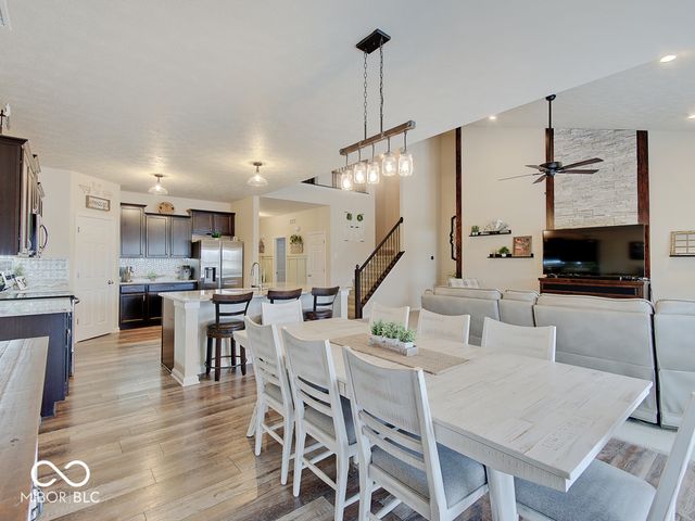 6911 W Rosewood Drive, Mccordsville, IN 46055