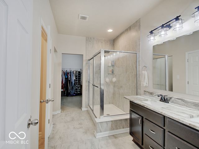 6911 W Rosewood Drive, Mccordsville, IN 46055