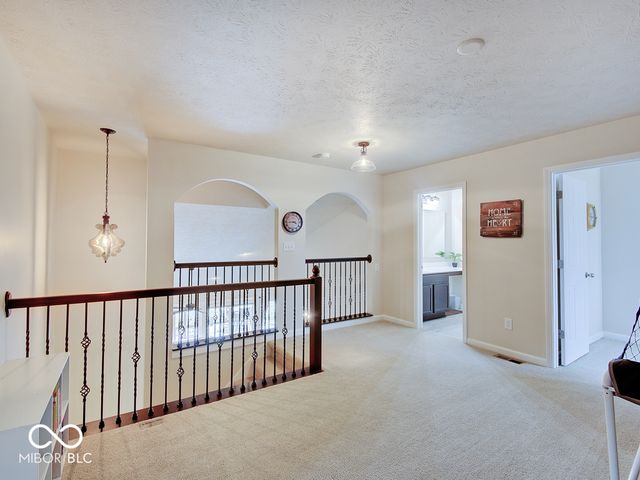 6911 W Rosewood Drive, Mccordsville, IN 46055