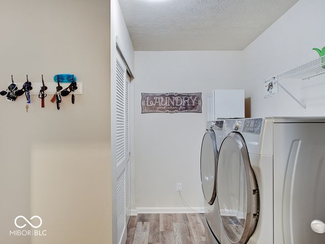 6911 W Rosewood Drive, Mccordsville, IN 46055