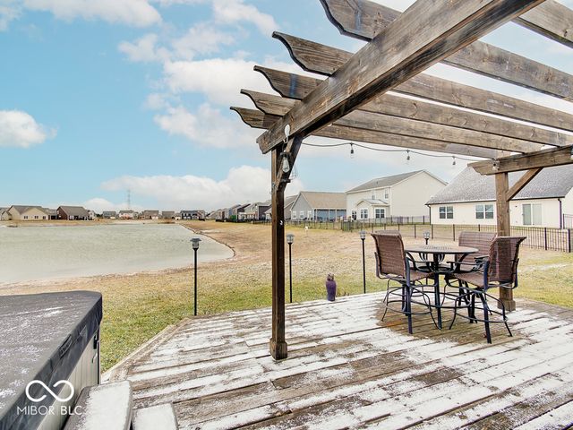 6911 W Rosewood Drive, Mccordsville, IN 46055