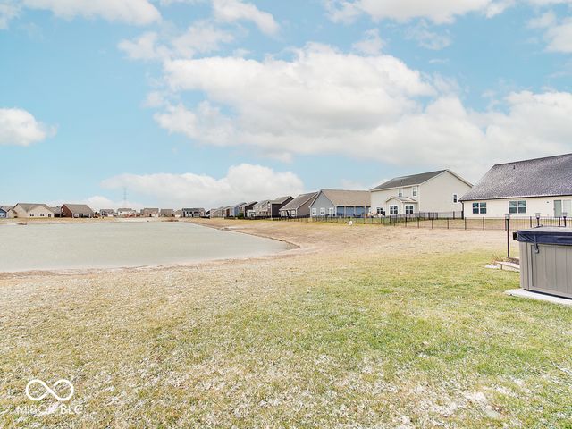 6911 W Rosewood Drive, Mccordsville, IN 46055