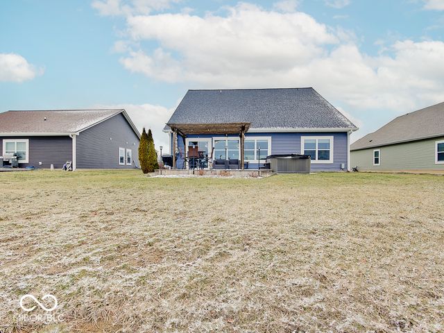 6911 W Rosewood Drive, Mccordsville, IN 46055