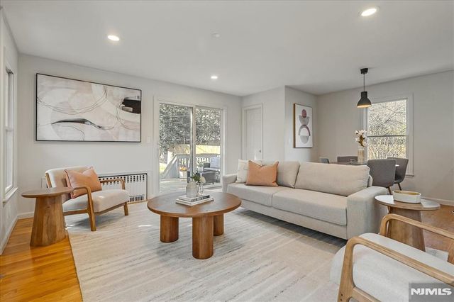 82 Essex Avenue, Glen Ridge, NJ 07028