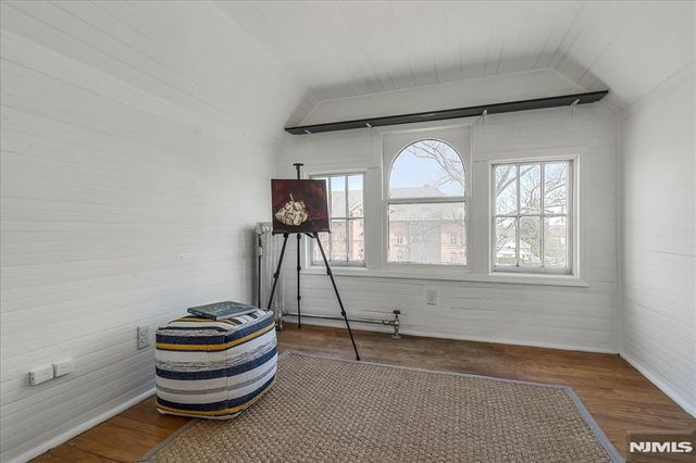 82 Essex Avenue, Glen Ridge, NJ 07028