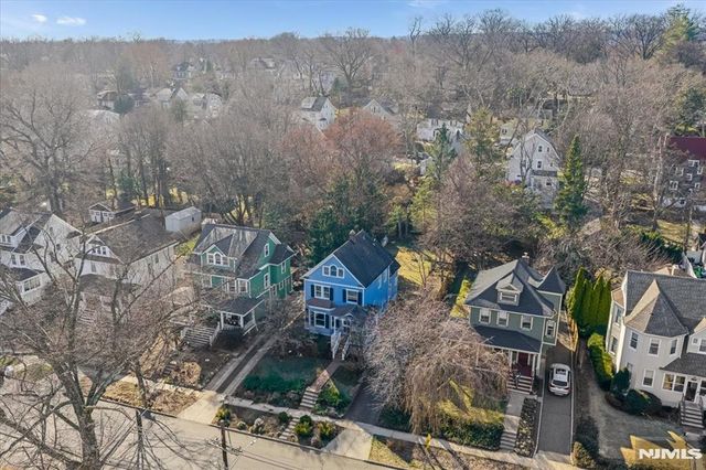 82 Essex Avenue, Glen Ridge, NJ 07028