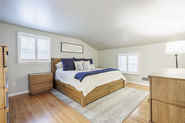 2 Park Bluff Way, Pittsford, NY 14534