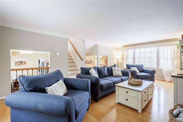 2 Park Bluff Way, Pittsford, NY 14534